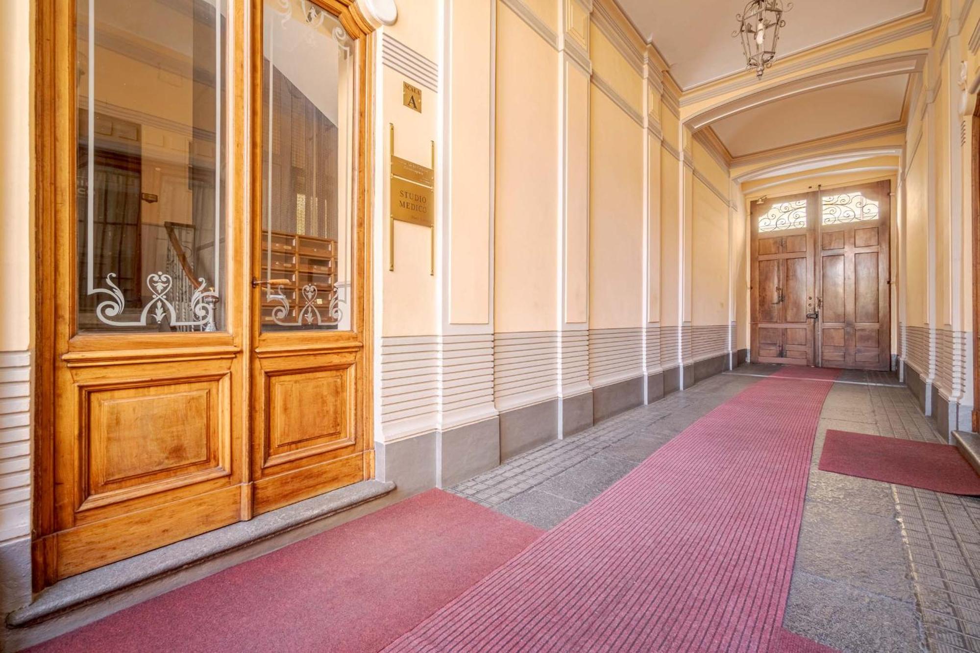 Casa Valeggio Attic Apt Few Steps From Porta Nuova Lejlighed Torino Eksteriør billede